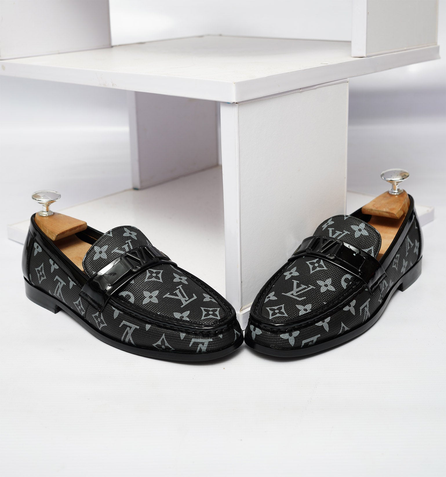 LV MAJOR MOZA ( BP )